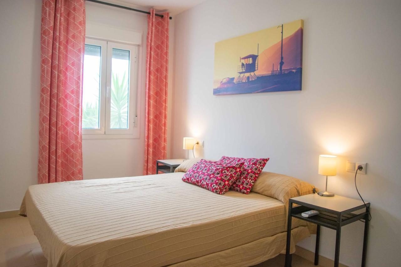 Noria Is A Comfortable Apartment With Patio And Large Terrace In Conil Conil De La Frontera Luaran gambar