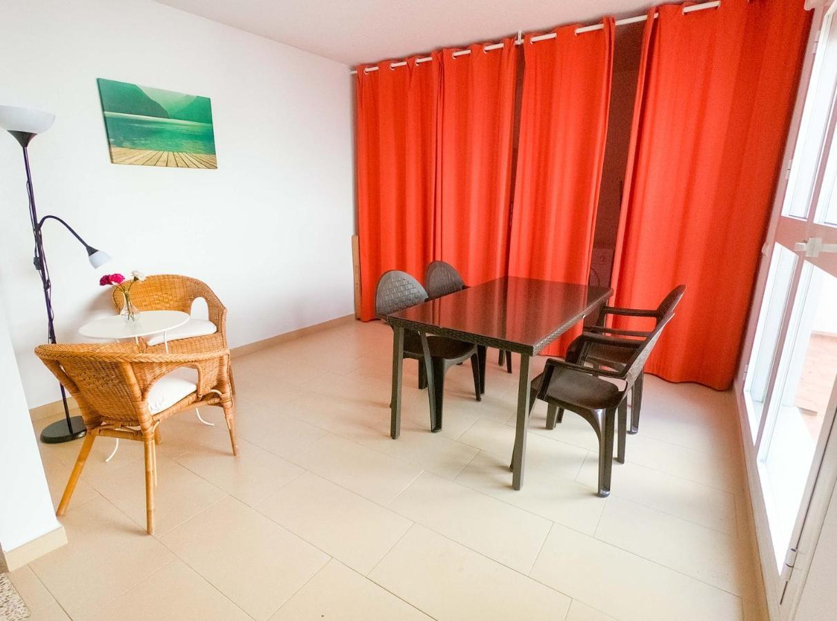 Noria Is A Comfortable Apartment With Patio And Large Terrace In Conil Conil De La Frontera Luaran gambar